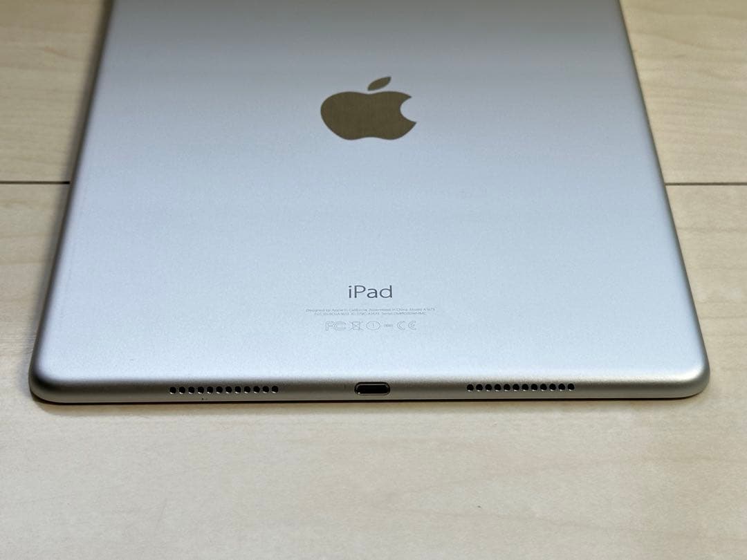 Apple iPad Pro 9.7インチ 32GB シルバー Wi-Fiモデル