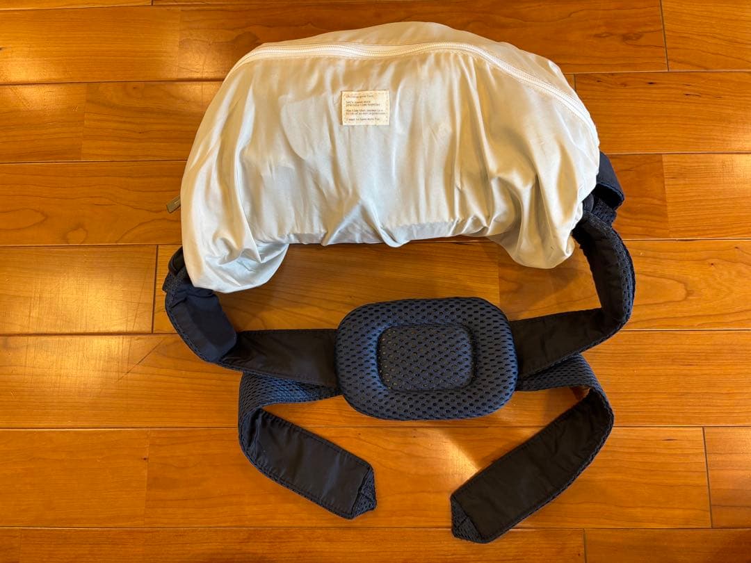 【美品】ベビービョルン ベビーキャリアHARMONYアンスラサイト　収納カバー付