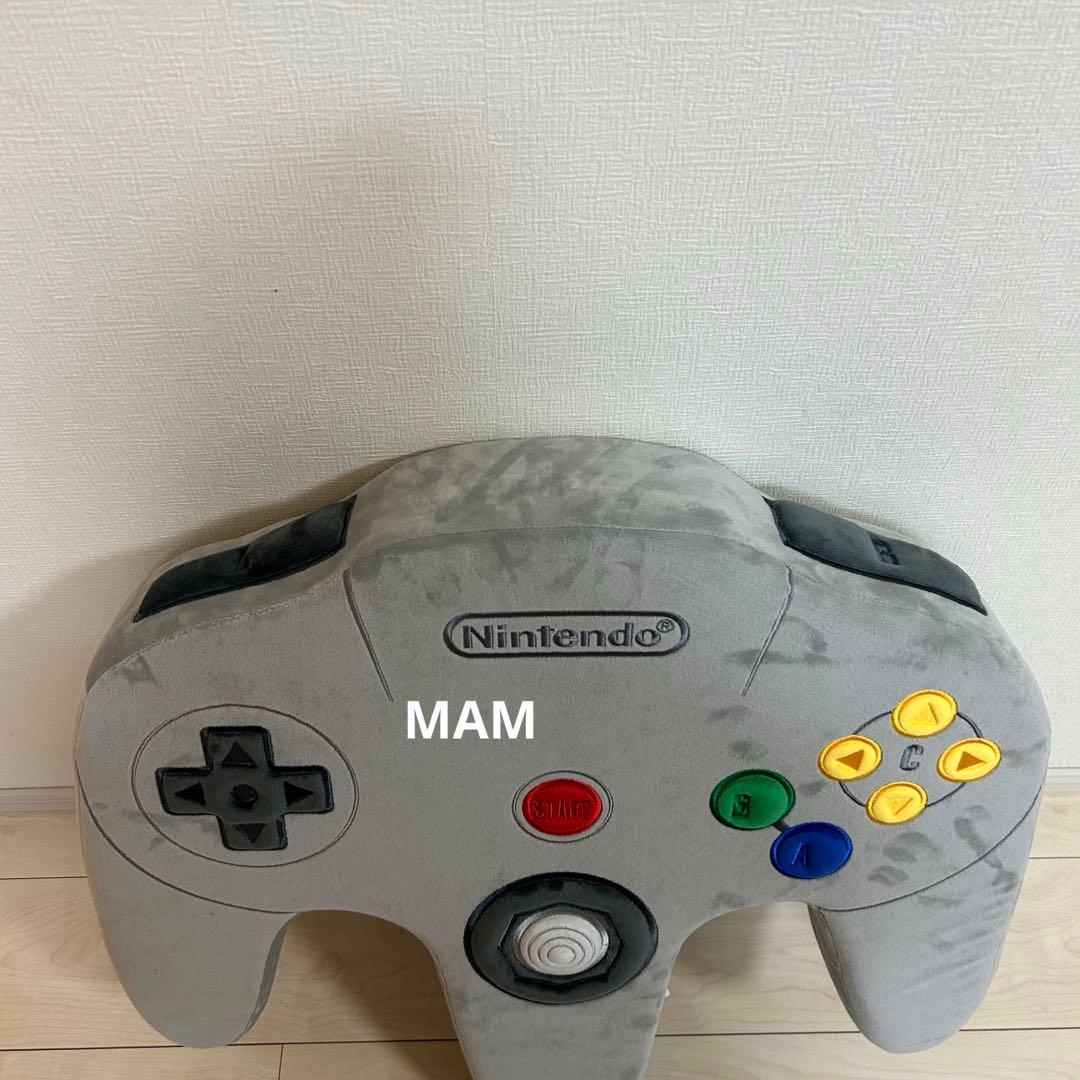 クッション NINTENDO 64 コントローラーニンテンドーミュージアム