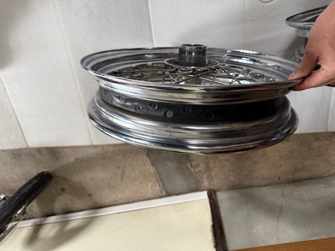 ステンレススポークホイール16インチ後輪のみ