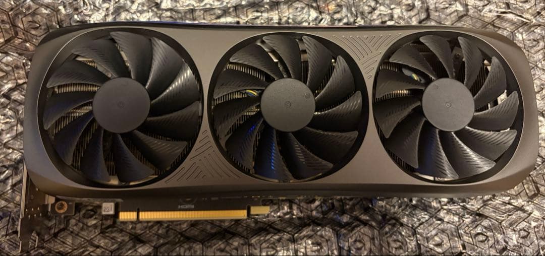 グラフィックボード・グラボ・ビデオカード ZOTAC GAMING GeForce RTX 4070 AMP AIRO