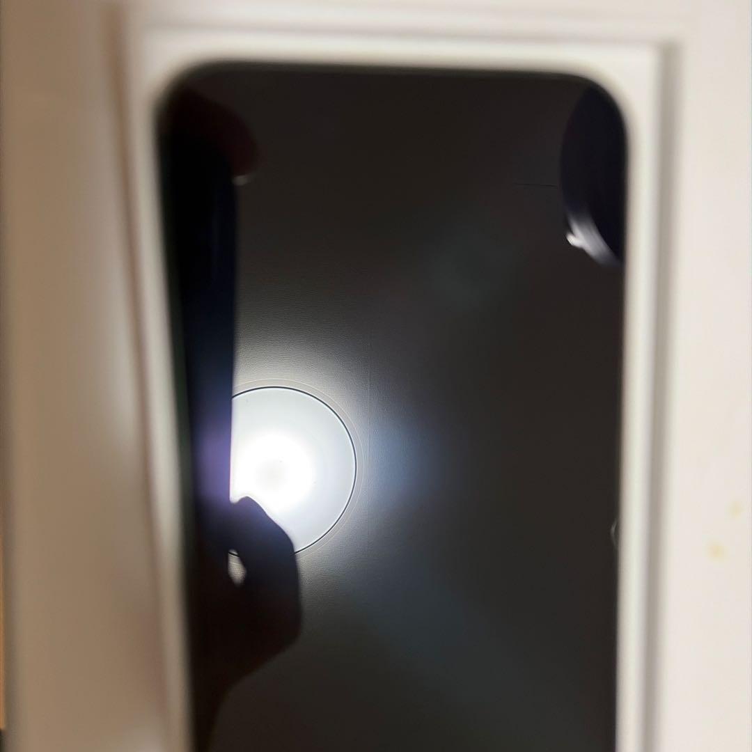 Apple iPhone 13 グリーン 本体 充電差し込み口に不具合有要交換