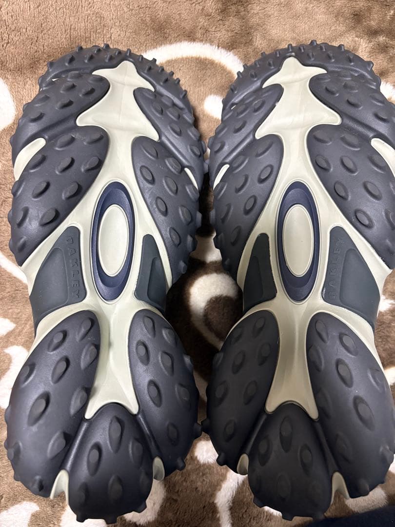 OAKLEY ゴルフシューズ　EDGE ICON CREAM NAVY