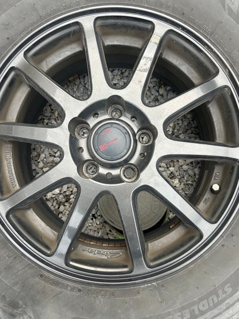 ブリヂストン スタッドレスタイヤ ホイールセット215/70R16デリカd5