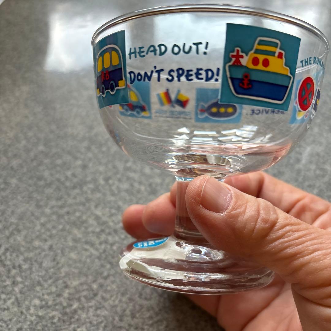 未使用サンリオみんなのたあ坊、けろけろけろっぴ、ランナバウツ.デザートグラス3個