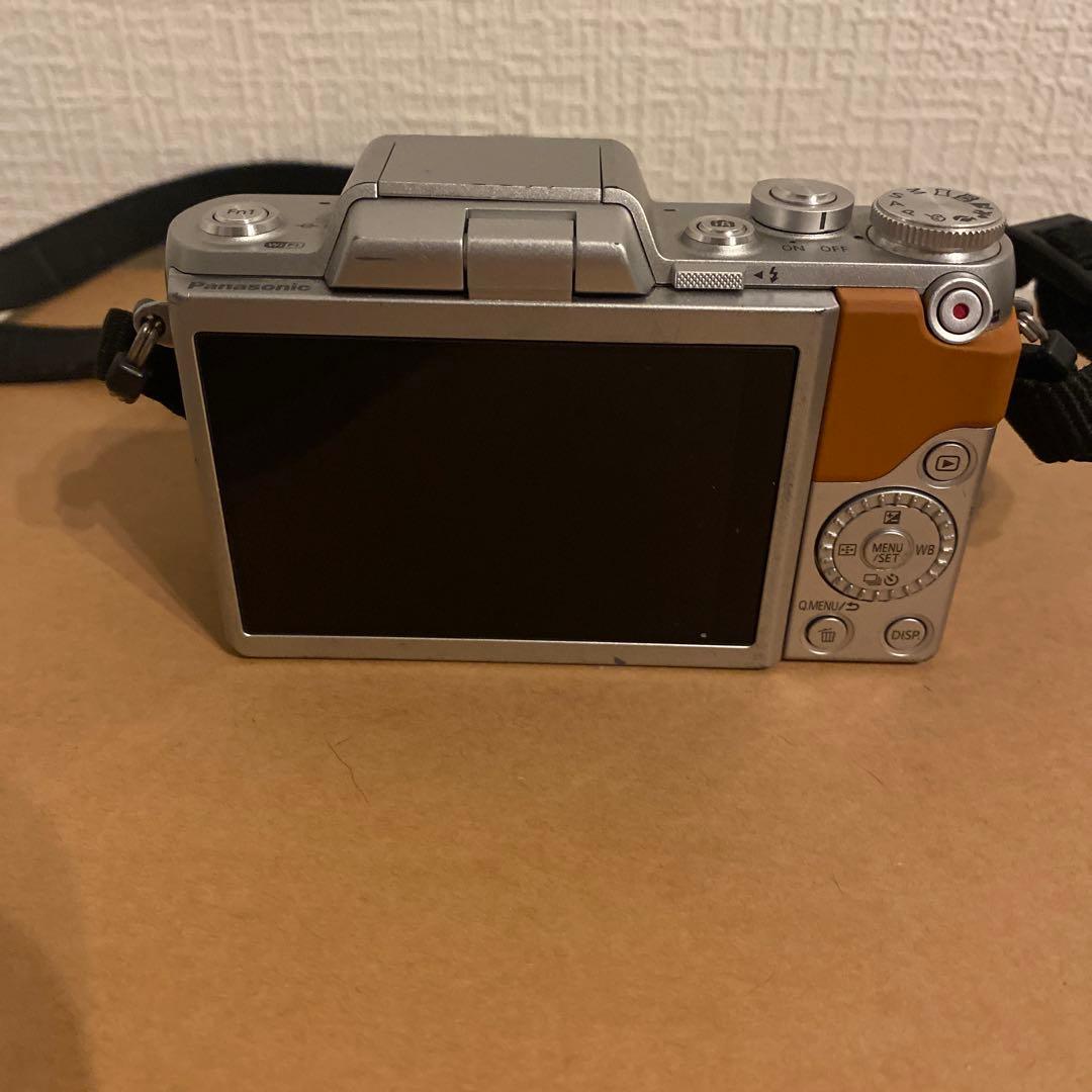 LUMIX Gシリーズ デジタル一眼レフ ブラウン 2月1日12時頃削除予定