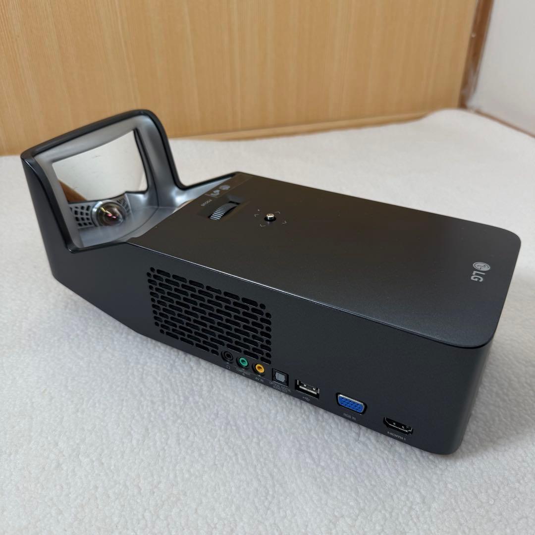 LG PF1000UG プロジェクター リモコン　箱付き　超短焦点プロジェクター
