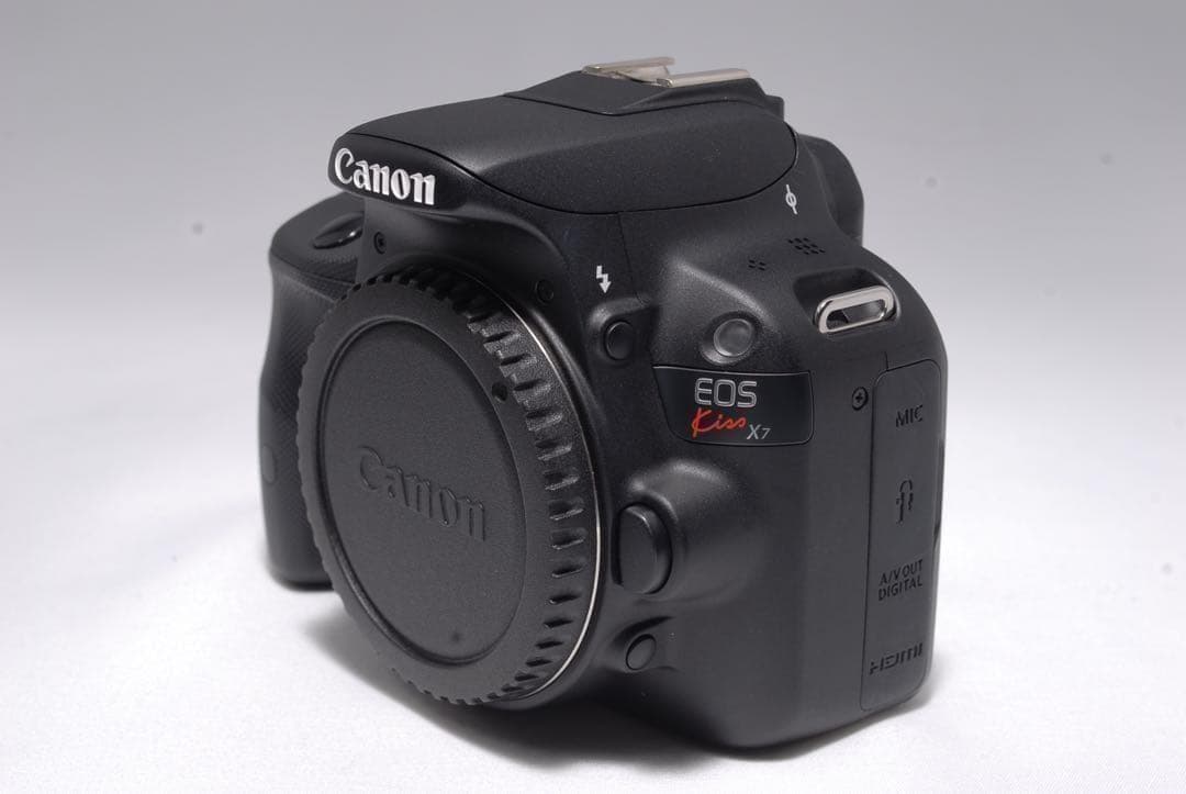 キヤノン Kiss X7 豪華Wレンズ♫奇跡のS数1,200回✨軽くて可愛い❤️