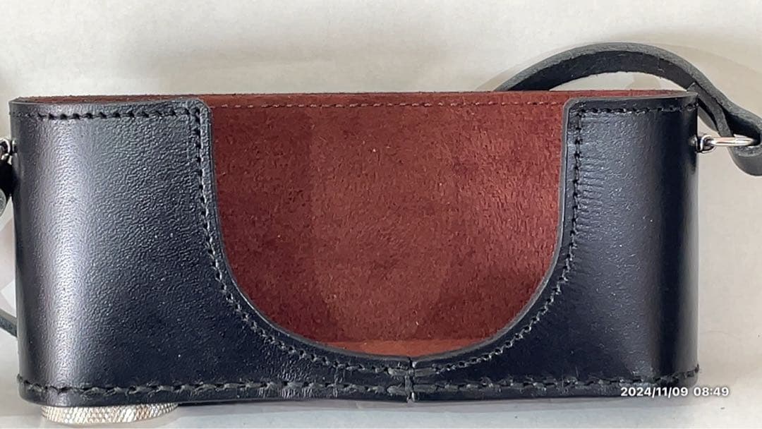 バルナックライカ用スナップホルダー　ハンドメイド本革製　黒