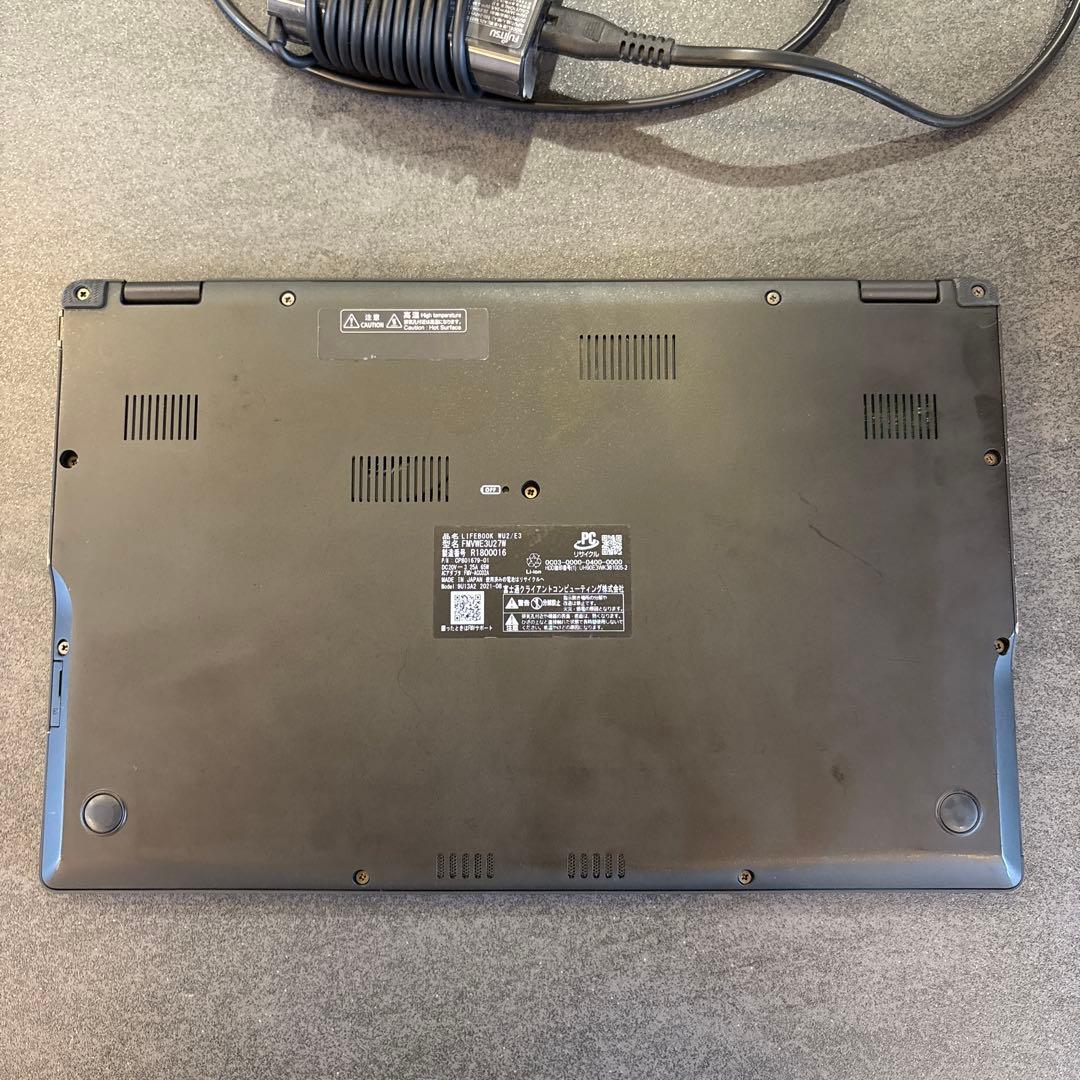 FUJITSU 富士通　LIFEBOOK WU2/E3 FMVWE3U27W