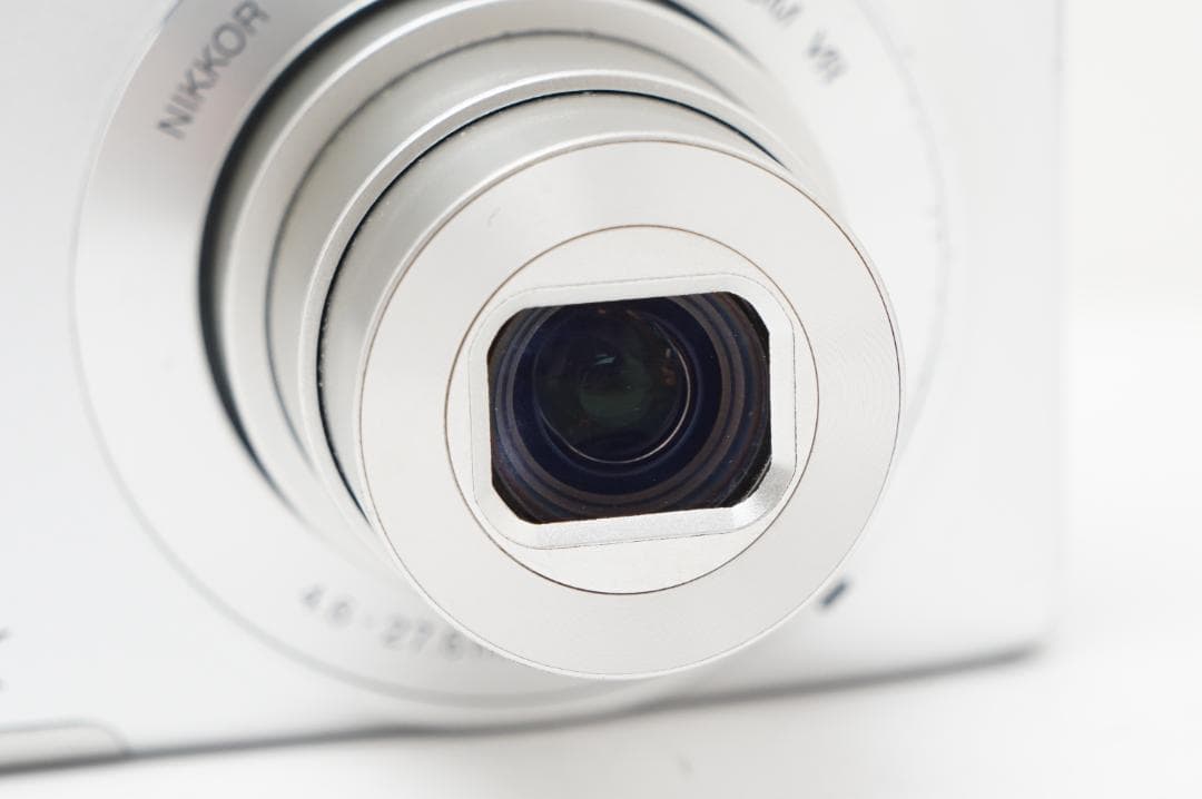 Nikon COOLPIX S3300 クールピクス