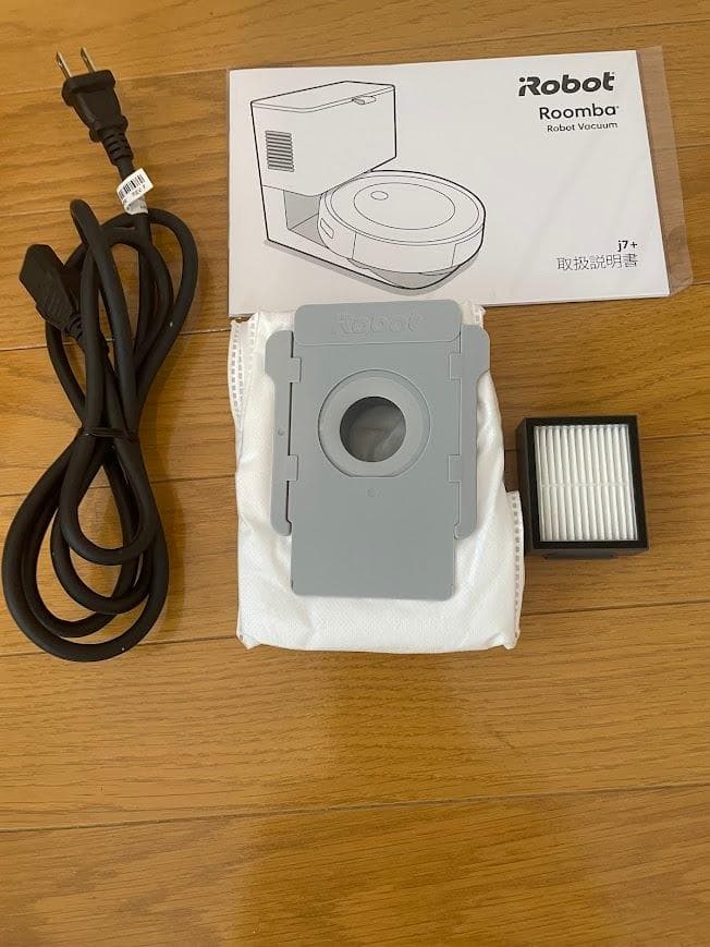 iRobot Roomba J7+ ロボット掃除機本体と付属品+クリーンベース