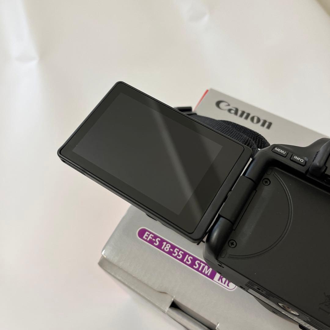 Canon EOS Kiss x10 一眼レフカメラ　EF-S18-55レンズ付