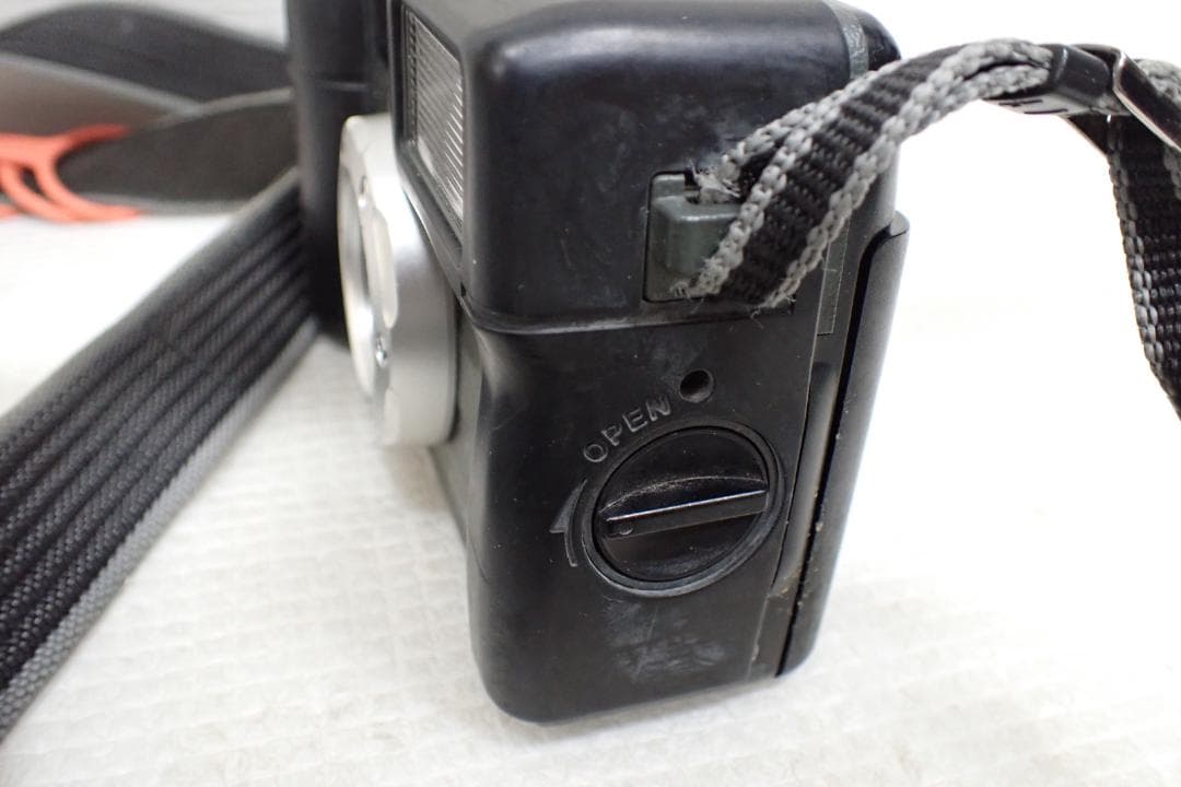 コニカ フィルムカメラ現場監督28 HG 大光量フラッシュ 動作未確認 B6-A