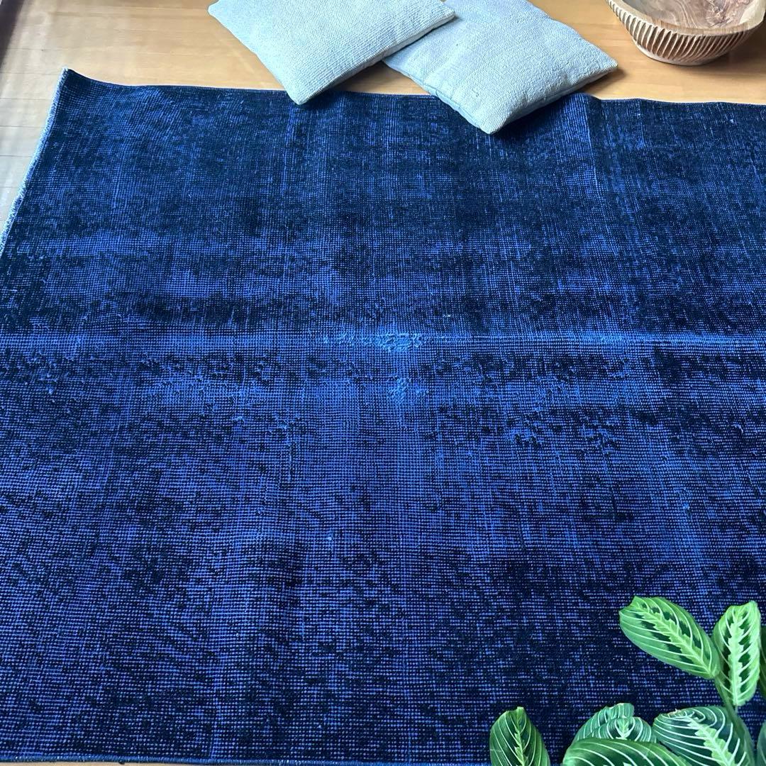 112.5×209藍色オーバーダイ　ワンカラーラグ　トルコヴィンテージラグ