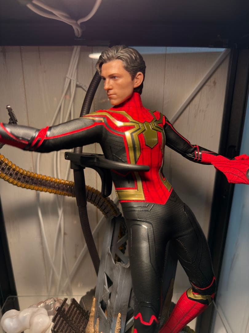 ピ*ル様 ホットトイズ　スパイダーマン インテグレーテッドスーツ トイサピ限定