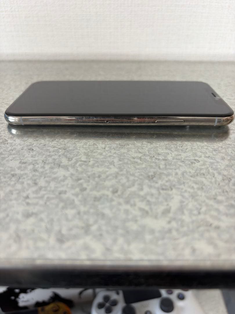 [値下げ]iPhone Xs 256G Silver