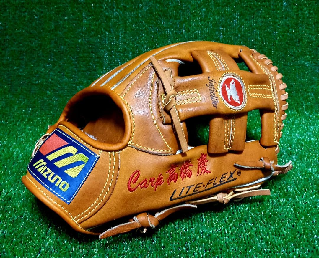 美津濃ワールドウィン硬式グローブ広島カープ高橋慶彦選手刺繍入り 赤カップ