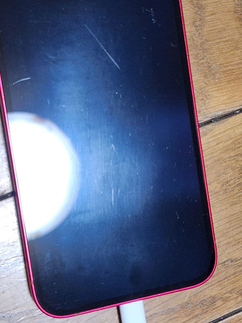 まーです。iphone 14 128GB レッド　訳あり