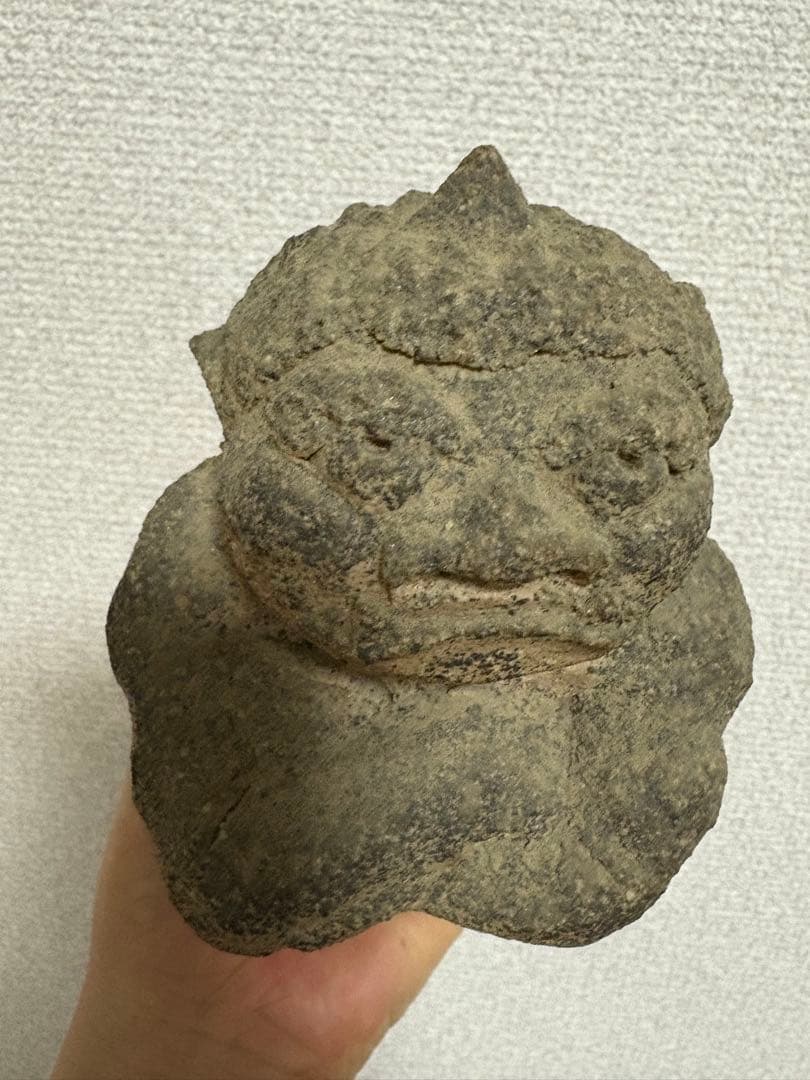 藤原郁三 作｜土偶風置物「邪気」力強く邪を払う守護像