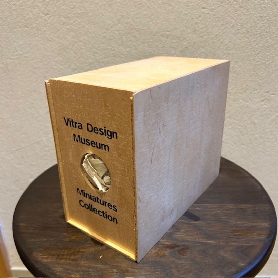 置物 vitra Design museum Panton chair