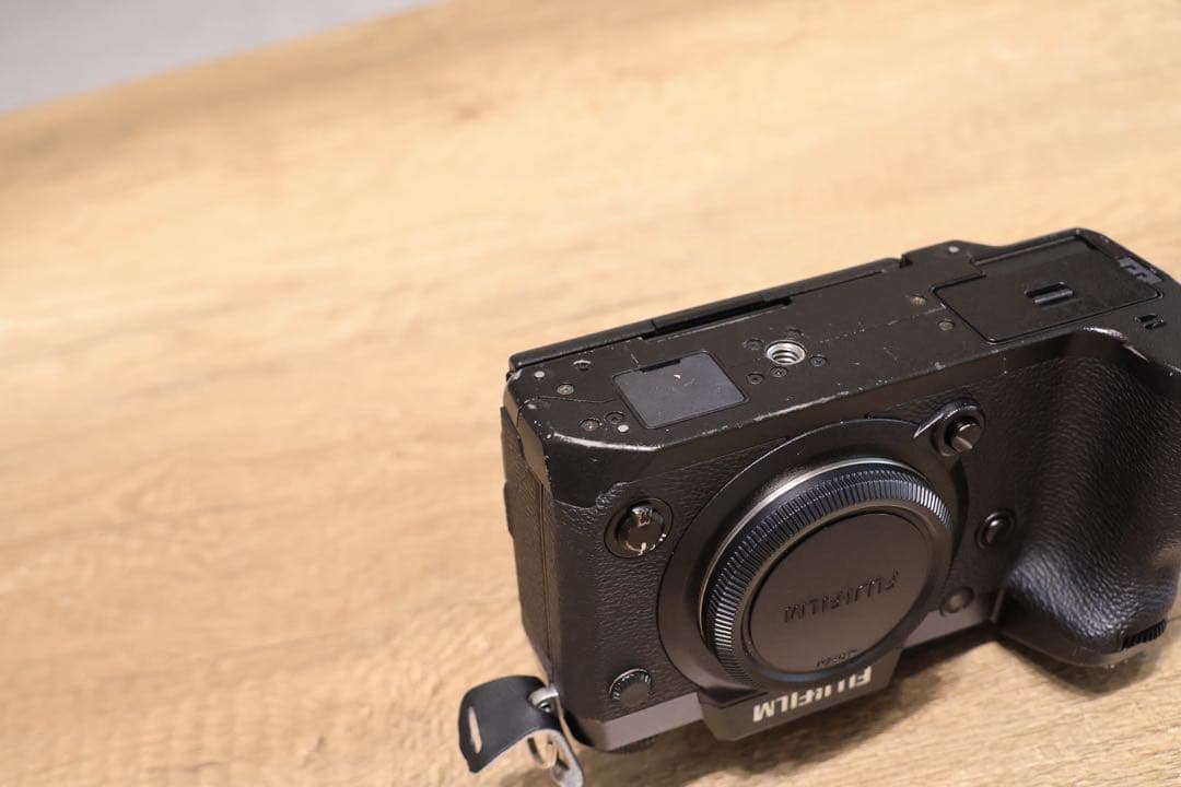 FUJIFILM X-H1 ボディ ミラーレスカメラ