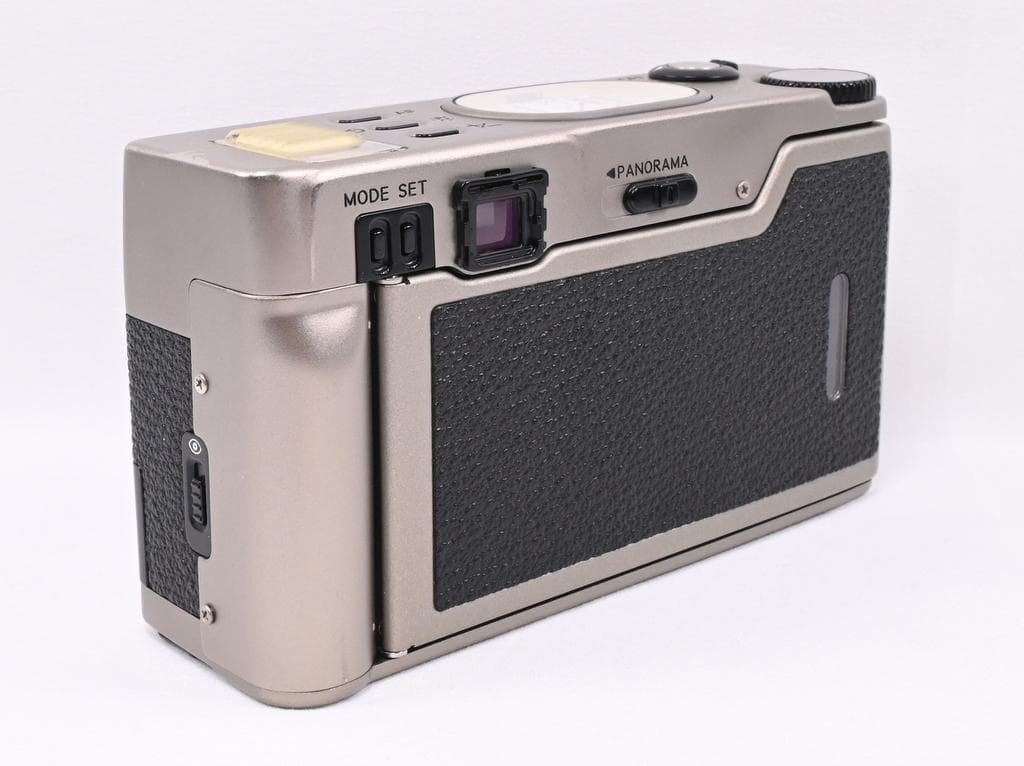 【美品】 ニコン　Nikon 35Ti