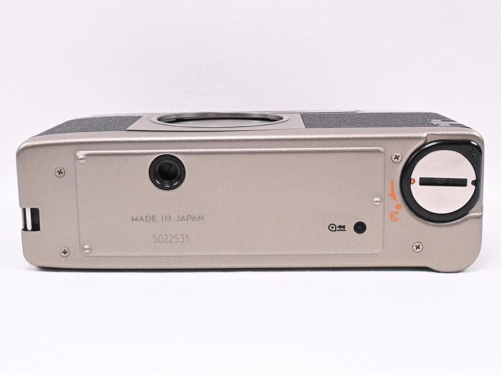 【美品】 ニコン　Nikon 35Ti