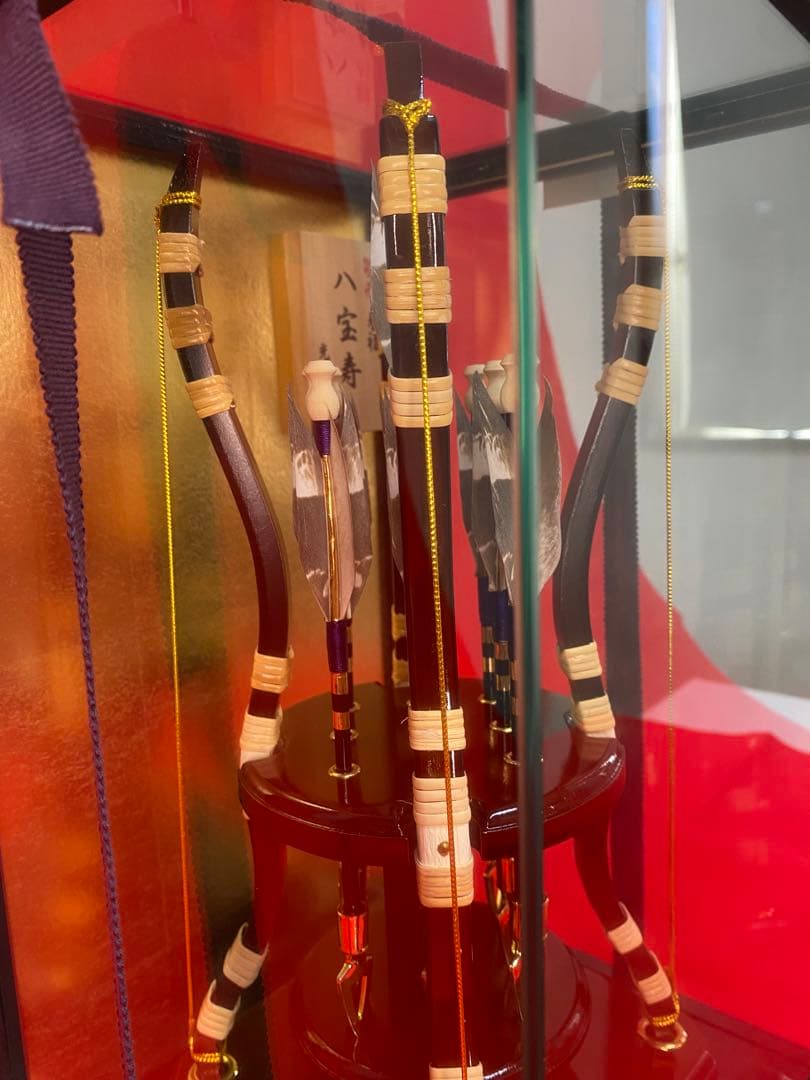 破魔弓　光鶴作　パノラマガラスケース・間口約２３×奥行約２３×高さ約３８㎝