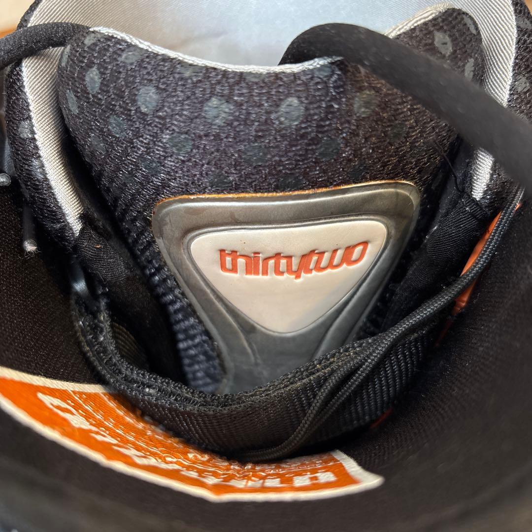 32thirtytwo中古スノーボードブーツ