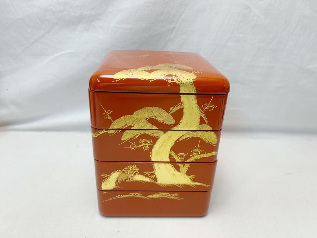 ほぼ未使用 茶道具 木製朱塗 屠蘇器五ツ揃 沈金松竹梅鶴亀蒔絵 木箱