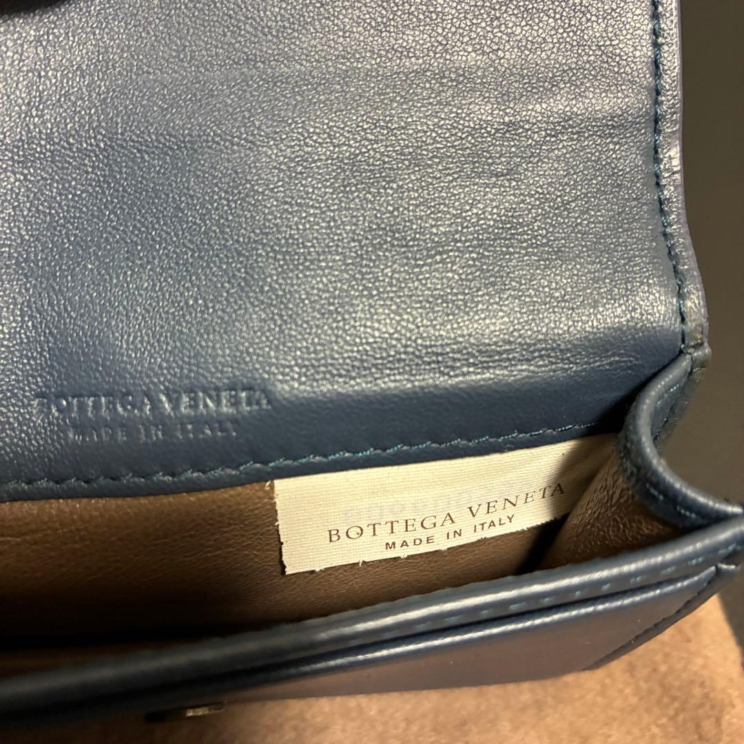 ボッテガ　Bottega Veneta 名刺入れ　青色(ブルーグリーン)