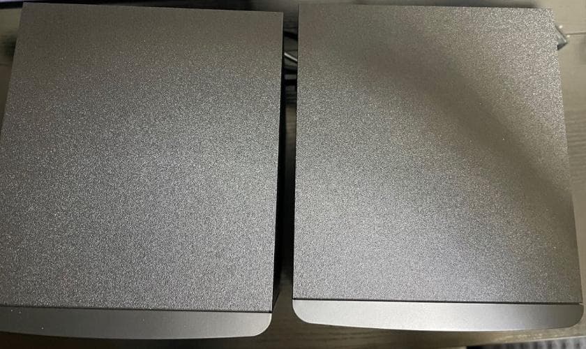 一郎さんご希望プチプチ梱包　美品Edifier MR4 ペア ブラック