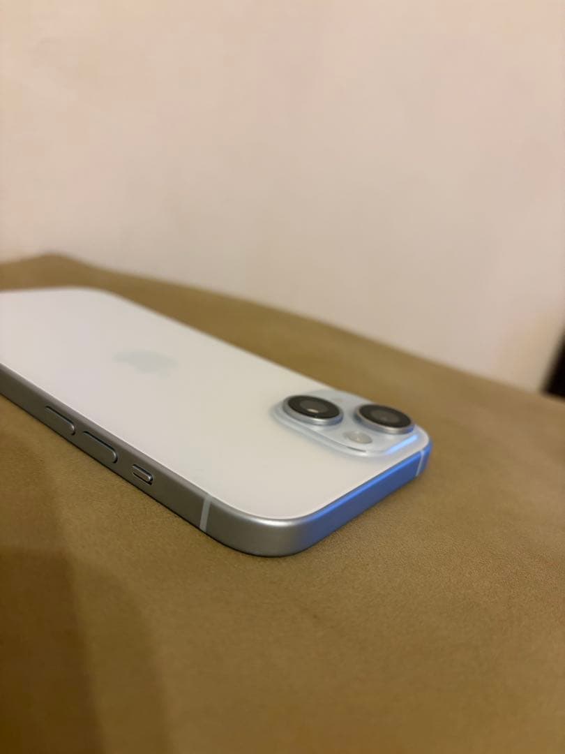 Apple iPhone 15 128GB 本体