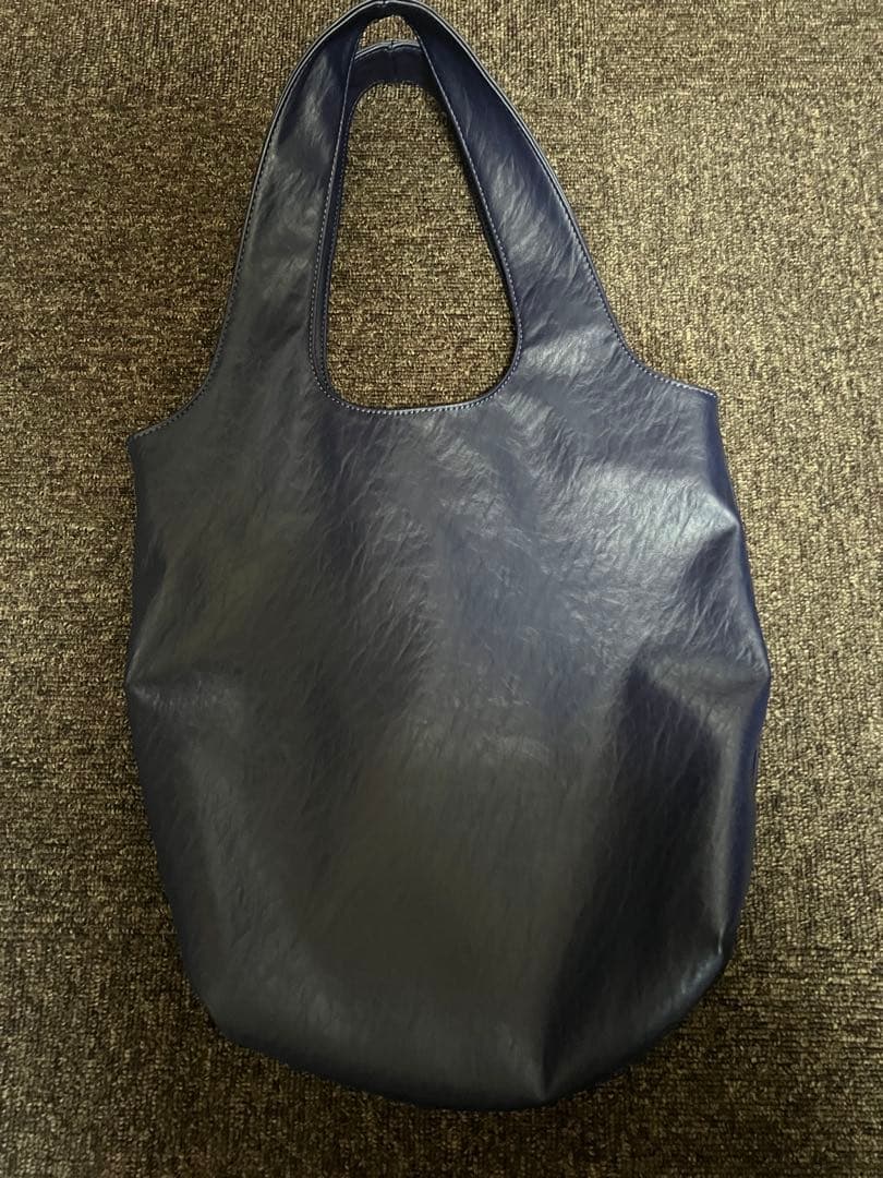 A.P.C. ネイビー バック