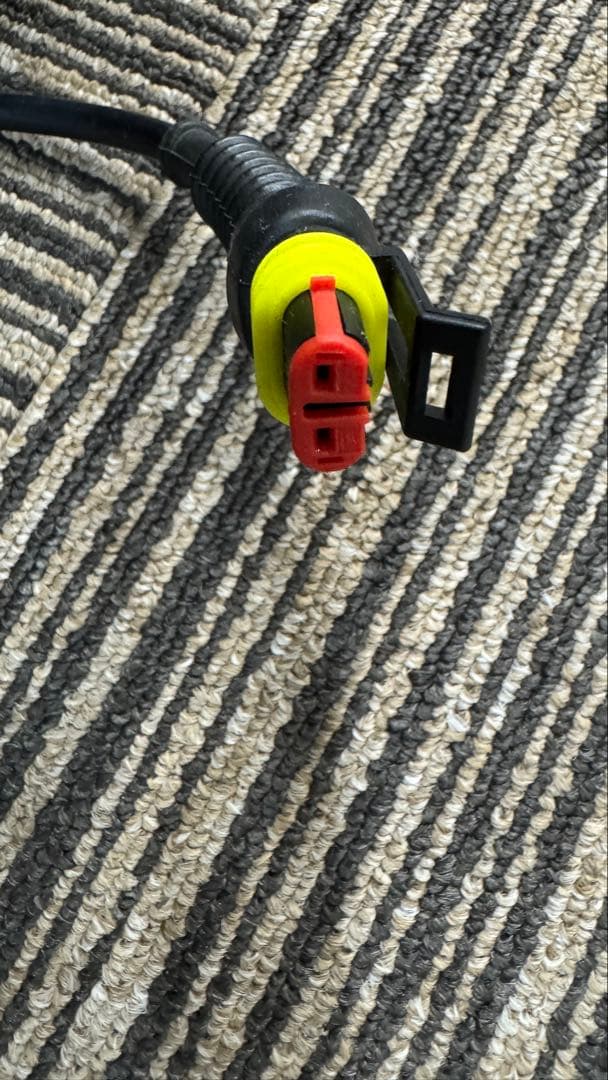 Lamborghini ランボルギーニ 充電器 カーボンファイバー調