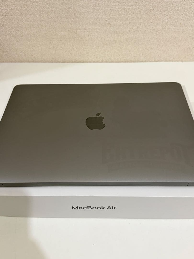 Apple MacBook Air 13インチ　スペースグレー