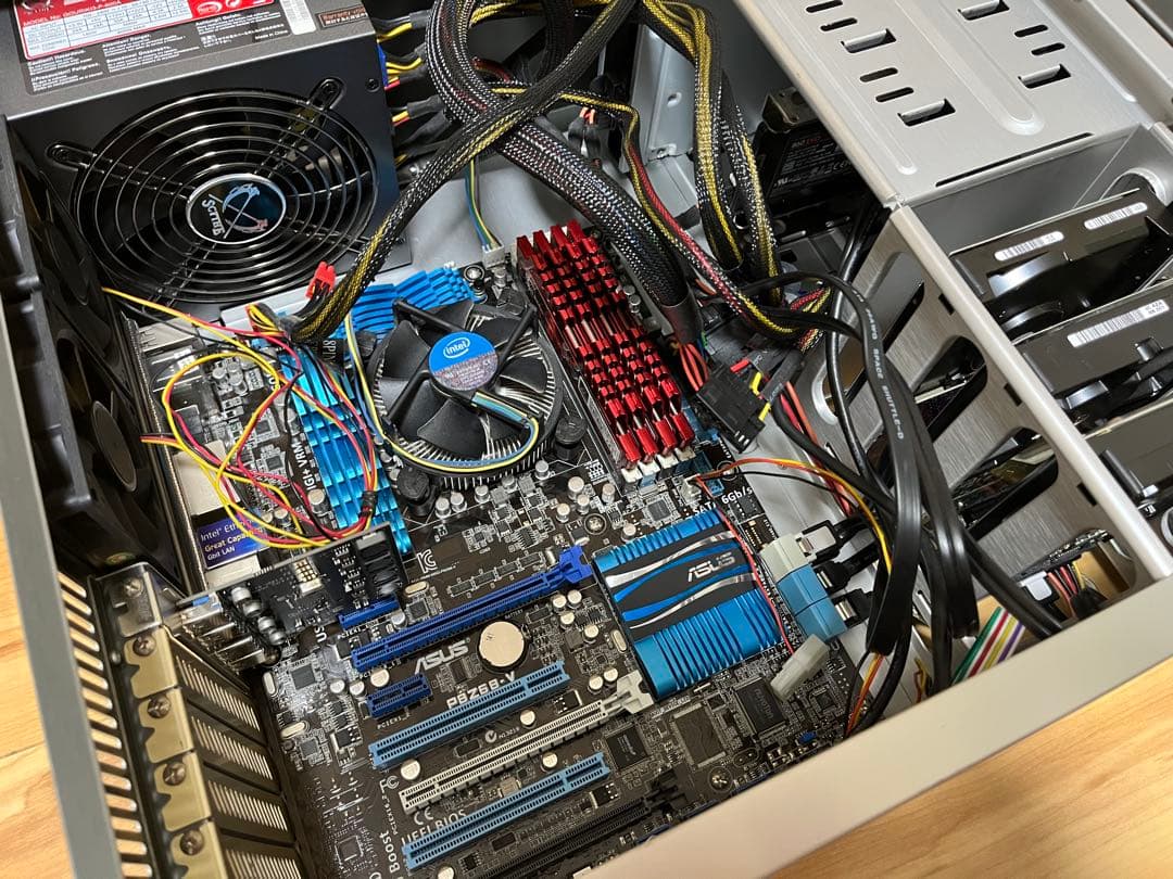 自作PC i7 2600K SSD 500GB＋ おまけ多数