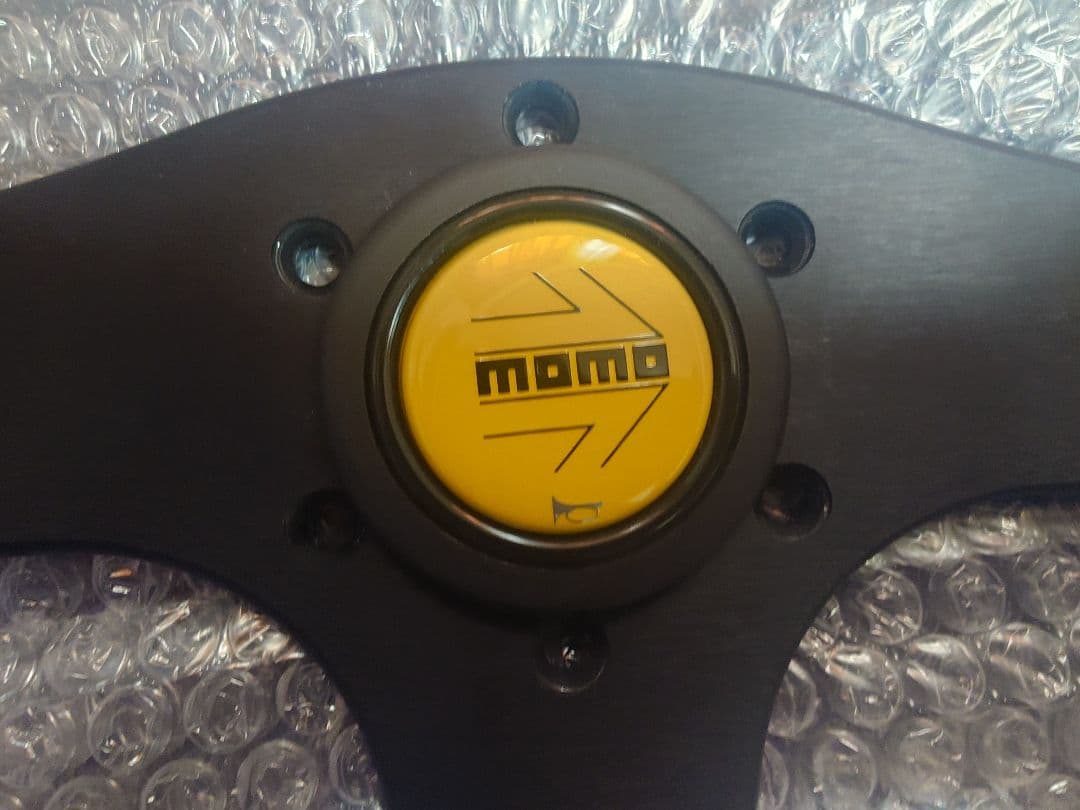 MOMO ステアリング COMPETITION正規品C-71 中古美品