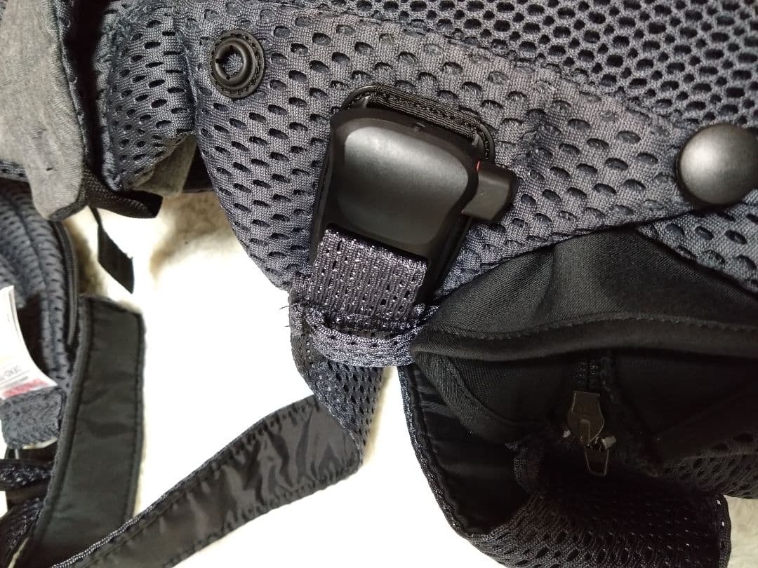 ベビービョルン　抱っこ紐　ハーモニー※試着のみ※