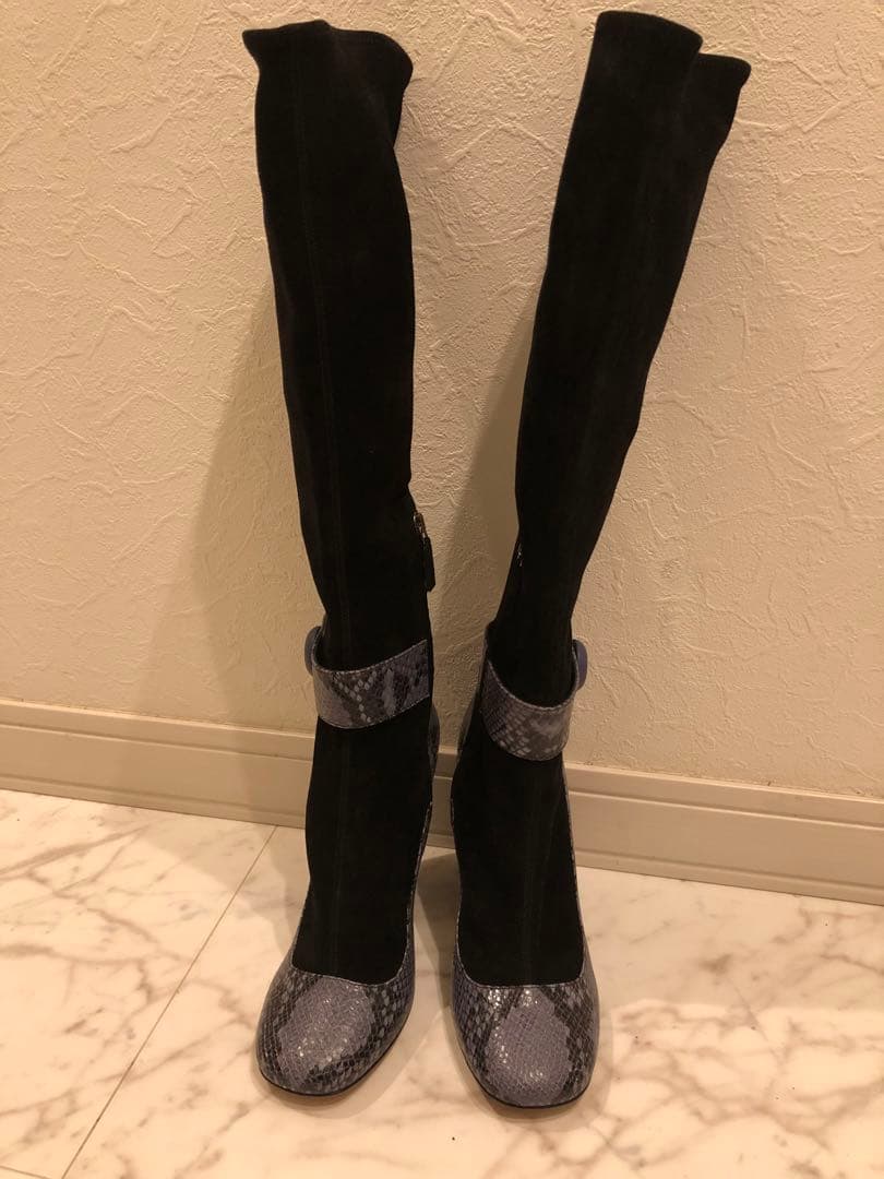 【合馬公式アカウント1 】 PRADA ロングブーツ