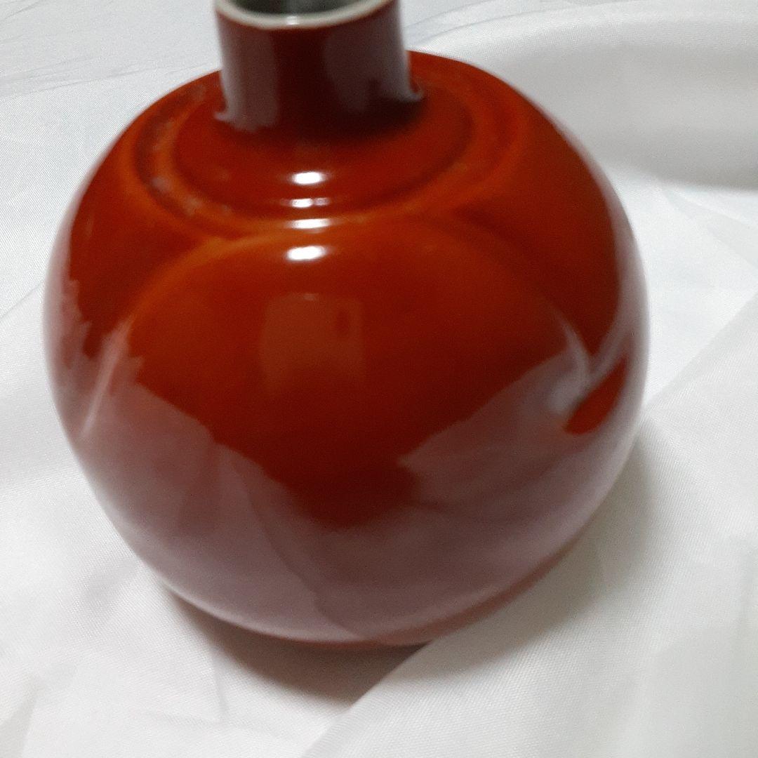 赤い球形花瓶有田焼辰砂釉