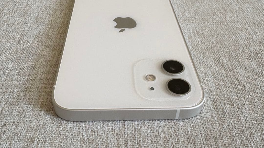 Apple iPhone 12 ホワイト 128GB 充電ケーブル付き