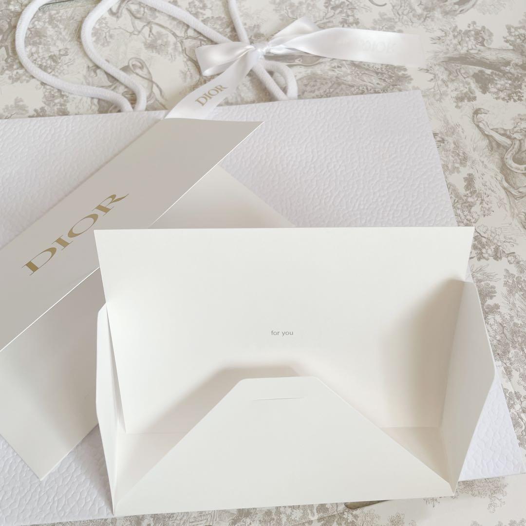 新品未開封　ディオール ホリデー オファー　ポーチ　アディクト リップ グロウ