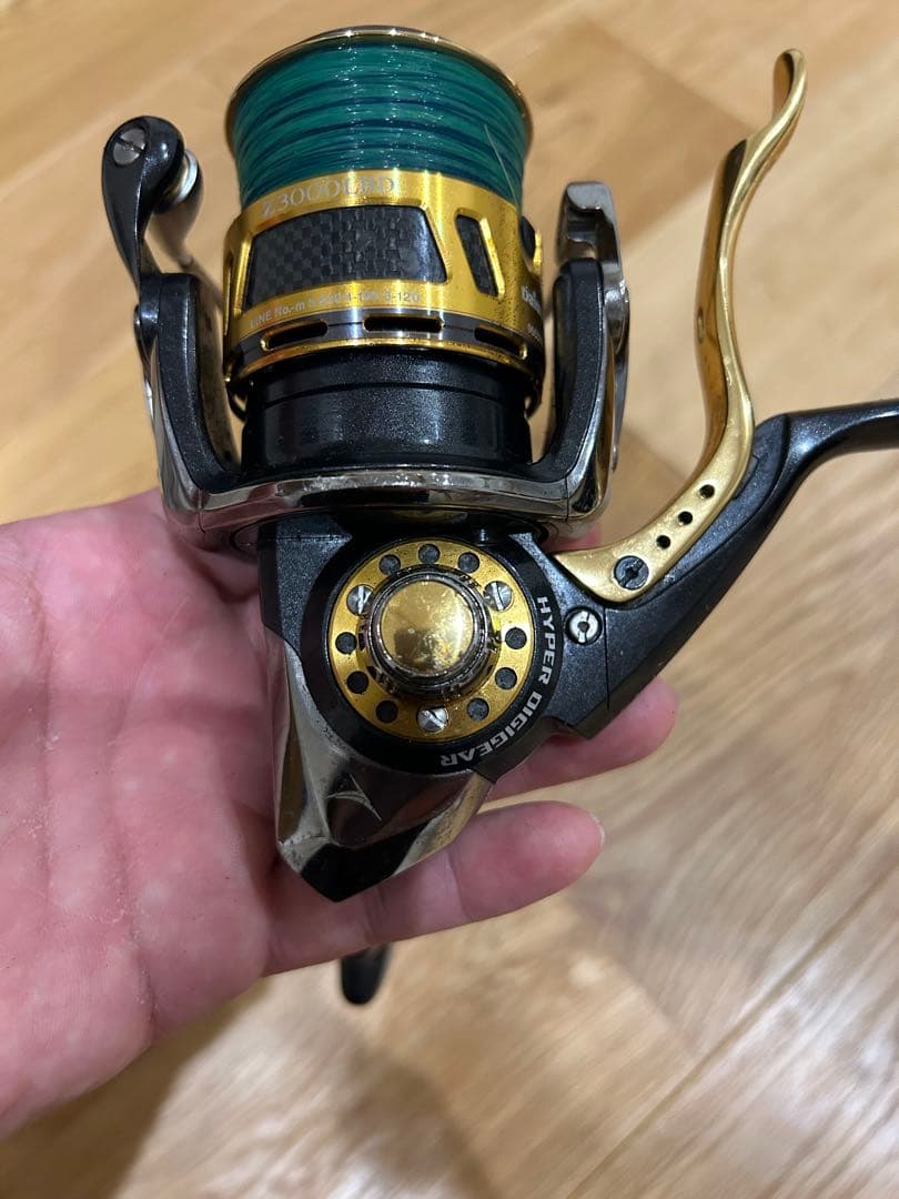 ダイワ トーナメントISO Z 3000LBD レバーブレーキリール