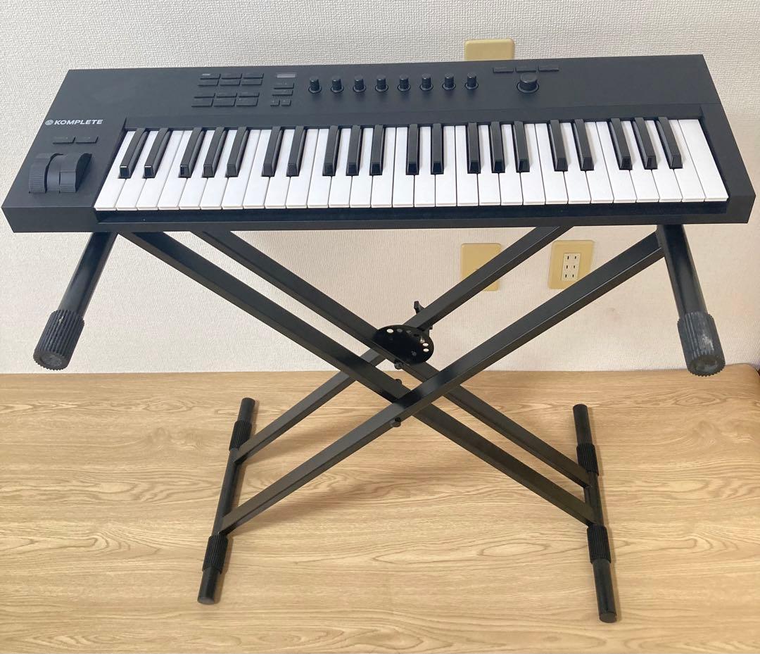 ☆超大人気商品！！ KOMPLETE KONTROL A49 MIDIキーボード