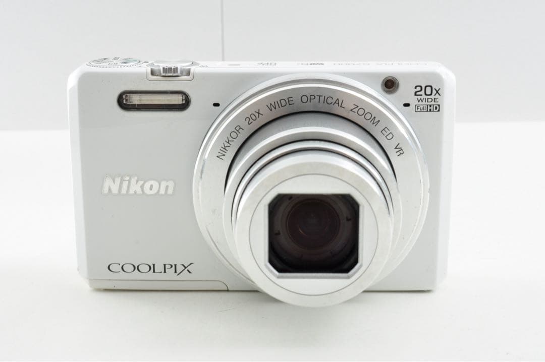 Nikon COOLPIX S7000 ホワイト デジカメ