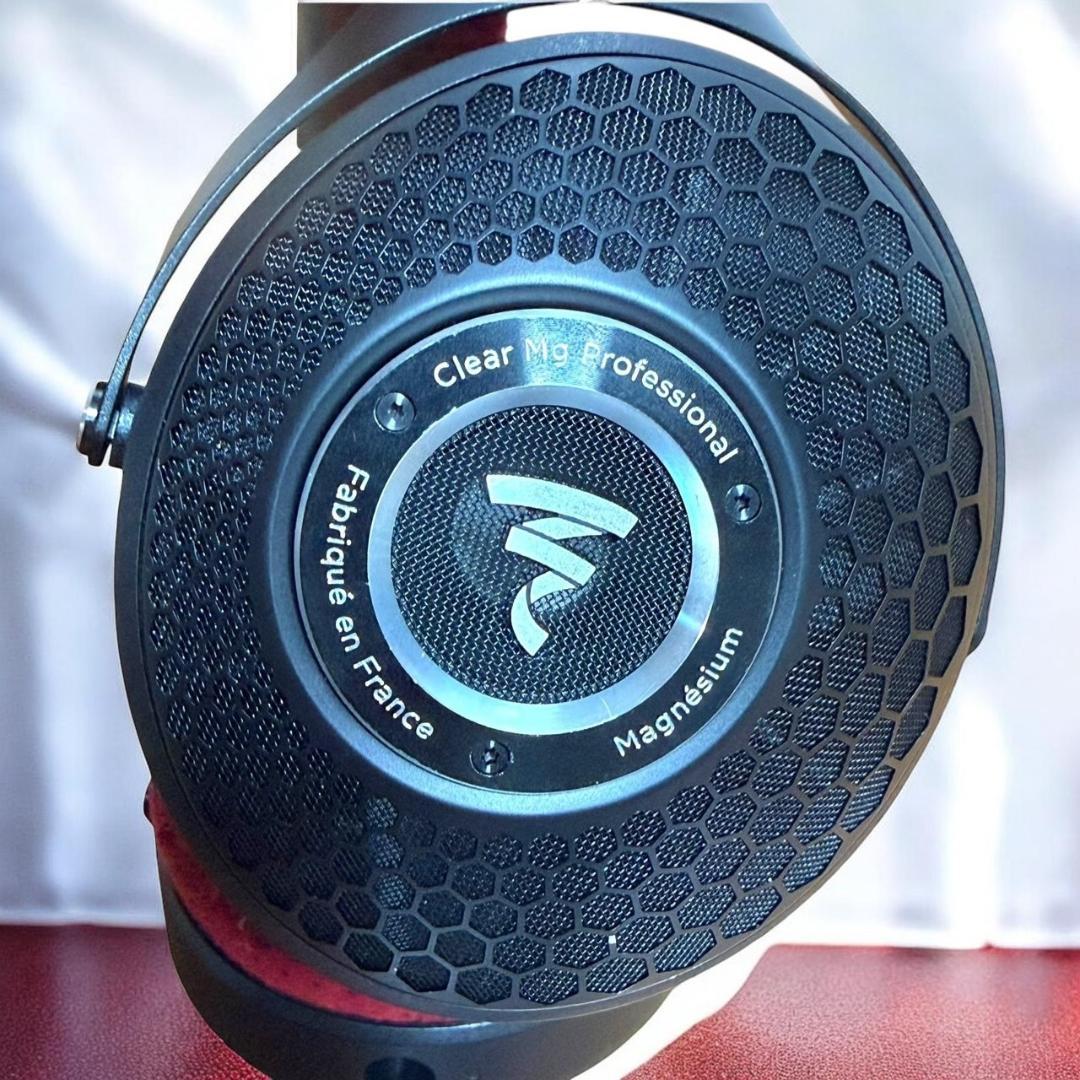 Focal Clear MG Pro プロフェッショナルオープンバックヘッドホン