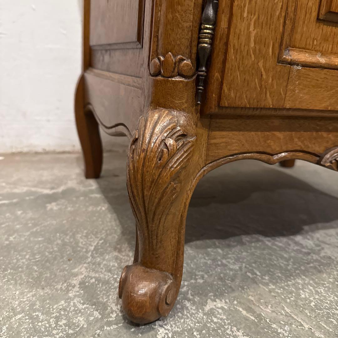 年末年始saleヴィンテージ　木製サイドテーブル　引き出し／扉収納付き　2