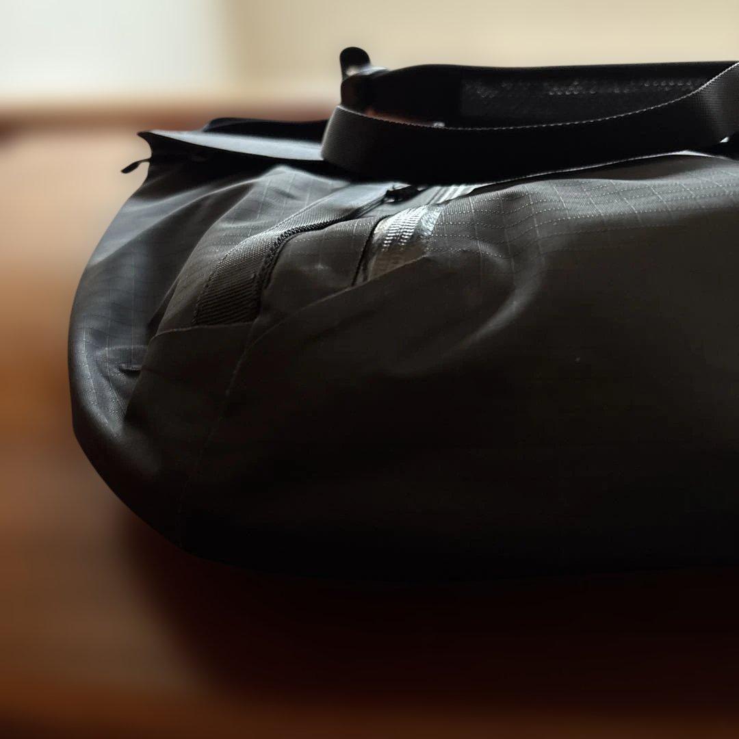 アークテリクス　グランヴィル ショルダー バッグ × 1 Black